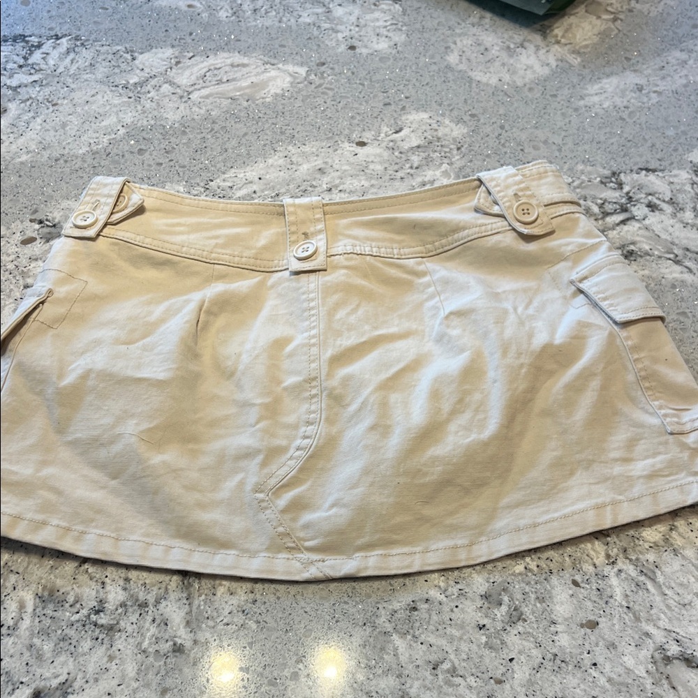 Steve Madden Beige Cargo Mini Skirt Shorts Size S - Picture 4 of 4